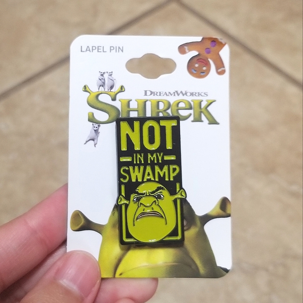 Bioworld DreamWorks Shrek NOT IN MY SWAMP Enamel Pin
